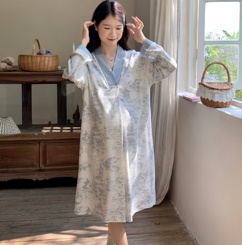纯棉磨毛绒春秋带胸垫哺乳月子裙