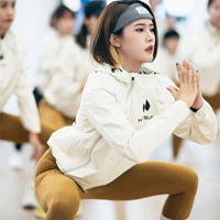 [Тот же параграф о Цзян Люксиа] Официальный флагманский магазин HotsiT