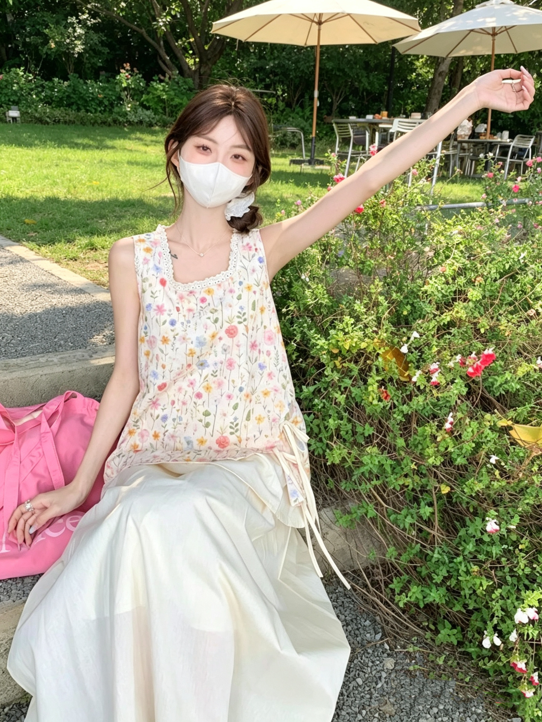 度假出游甜美套装女夏2026新款彩虹碎花无袖上衣背心高腰半身裙子