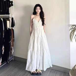 V领白色吊带连衣裙子女 海边度假法式 长裙2024新款 夏季 高级感无袖