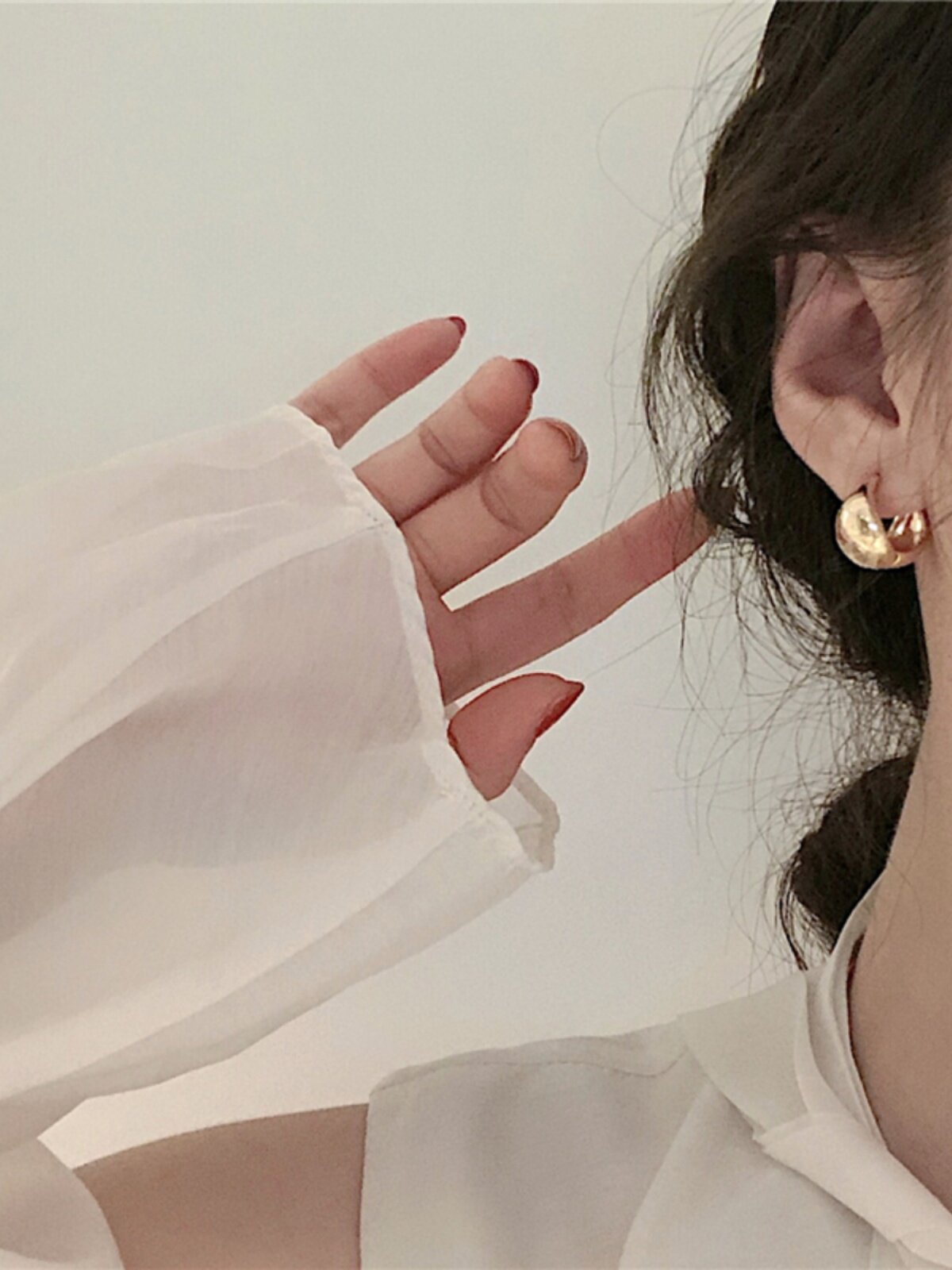 A.D HAS A SIMPLE PERSONALITY GOLD OPENING  EARRING EARRING BUCKLE COLD WIND EARRINGS KOREAN NEW EARRINGS