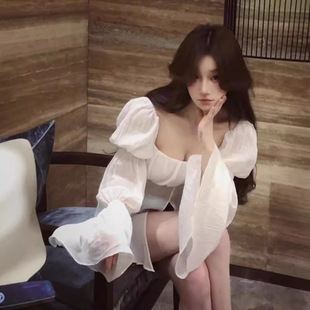 衬衫 TZ4408白色方领褶皱长袖 女小众设计感名媛高端别致独特小