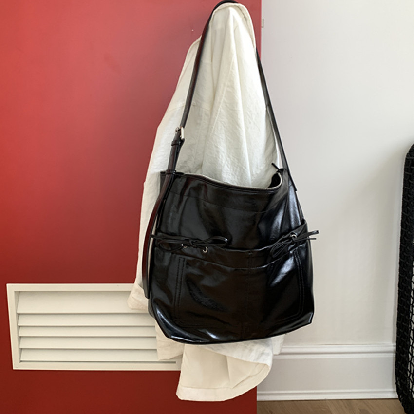 大容量休闲百搭托特单肩斜挎包