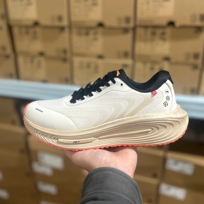 安踏丨PG7方舟缓震防泼水跑步鞋男款秋季新款轻便运动鞋112445534