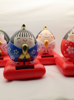 太阳能舞姬艺伎和服车载摆件