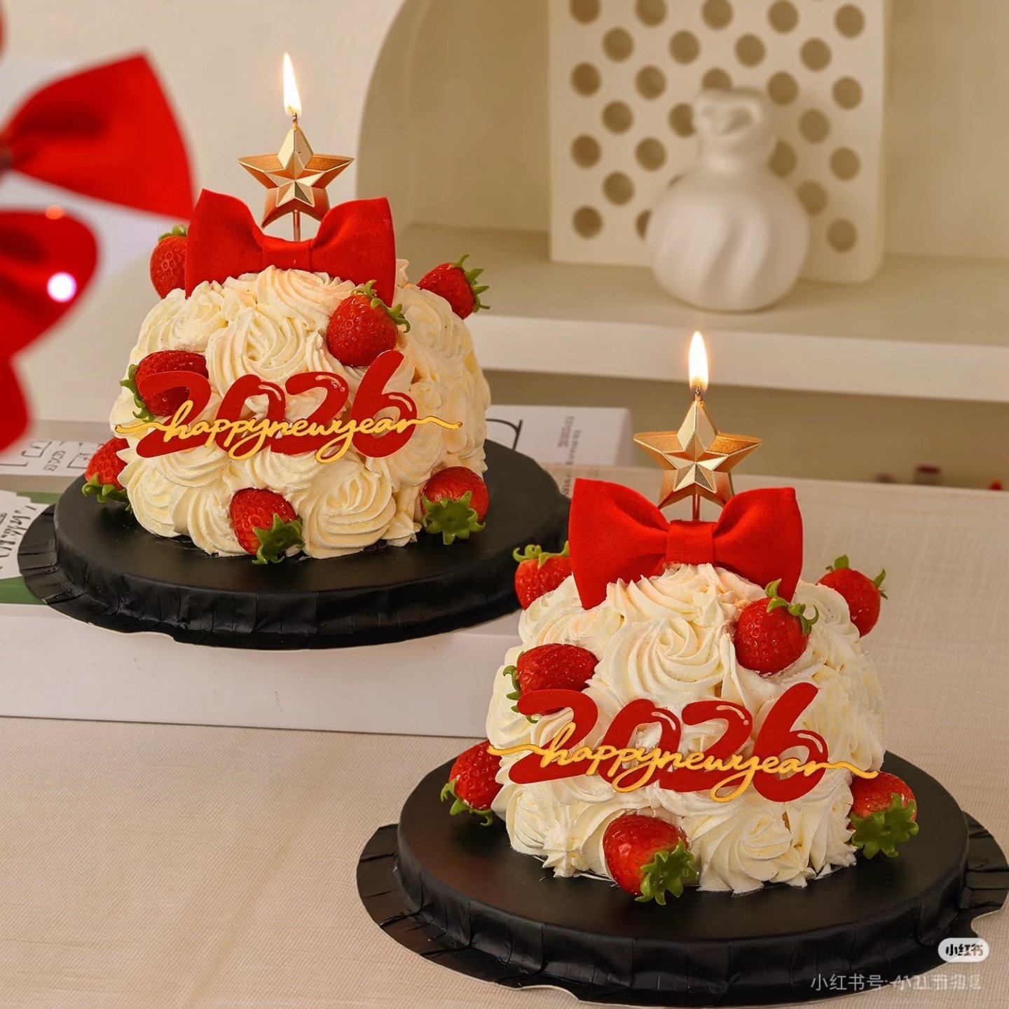 2026草莓塔星星蜡烛新年蛋糕装饰插件配红色蝴蝶结充满节日氛围,节庆用品/礼品,蛋糕/烘焙装饰用品,淘宝优惠券,粉丝福利购,淘宝优惠卷