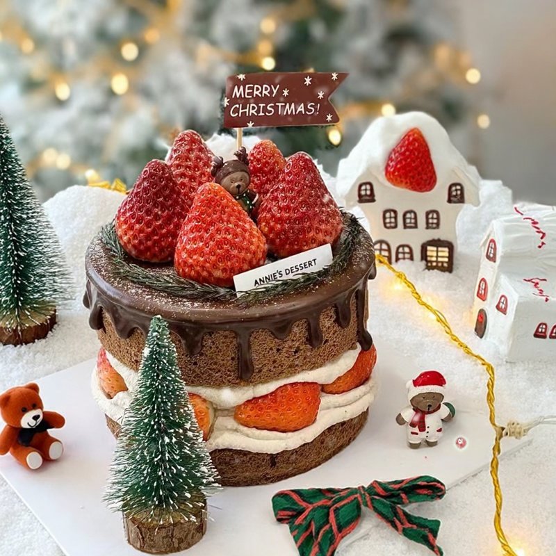 圣诞节草莓蛋糕装饰小熊插件摆件圣诞树小插旗节日氛围满满