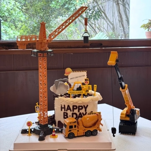 饰水泥搅拌车摆件 超大号塔吊工程车挖掘机小男孩周岁生日蛋糕装