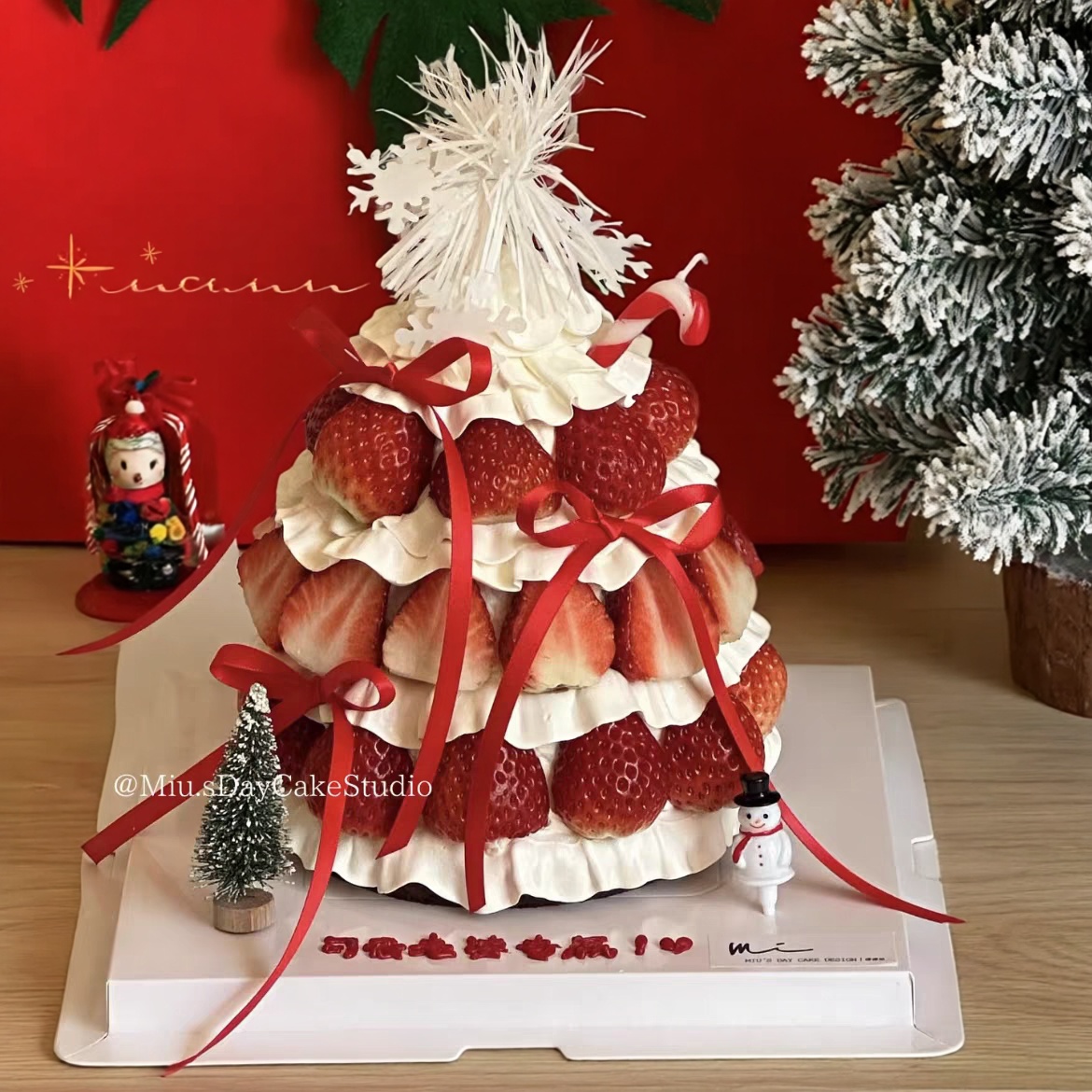 新年圣诞节草莓塔许愿圣诞树蛋糕装饰酒红丝带蝴蝶结雪人雪花插件