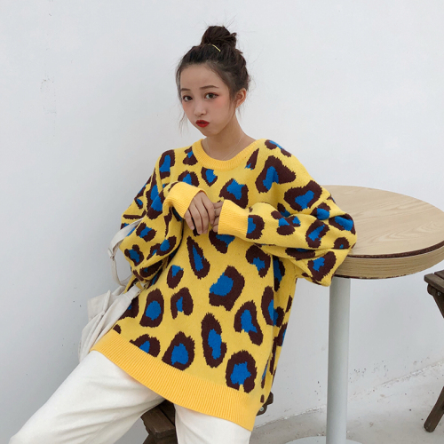 Real-price quality inspection of Chinese and Korean version of loose colour colliding leopard pattern round collar knitted sweater in autumn and winter