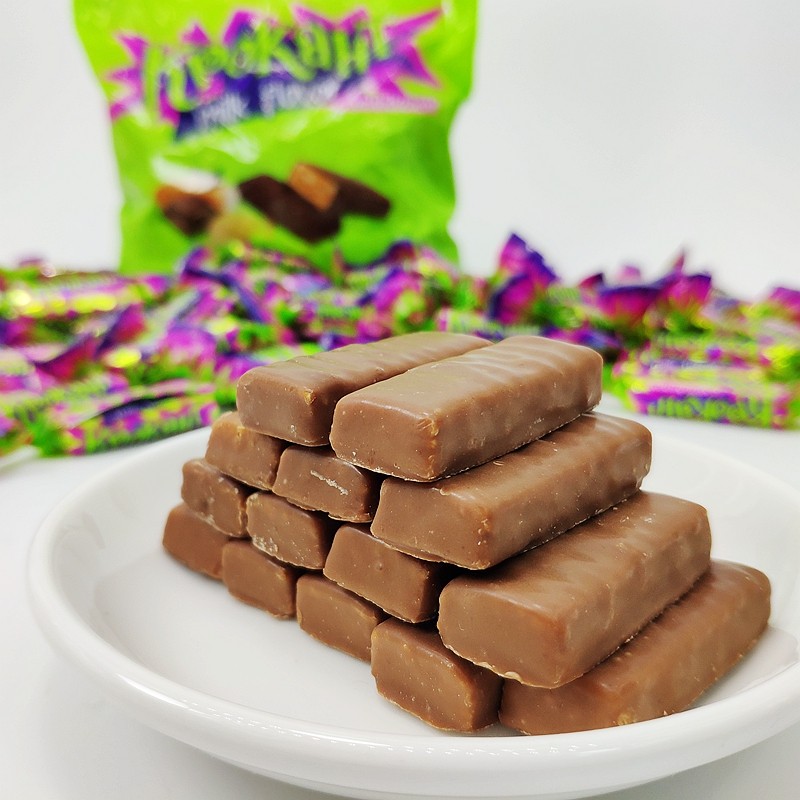 俄罗斯进口紫皮糖KDV牛奶紫皮糖果巧克力杏仁夹心糖网红零食喜糖