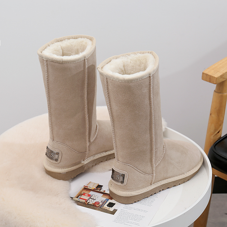 高筒冬季韩版防滑雪地棉鞋新品