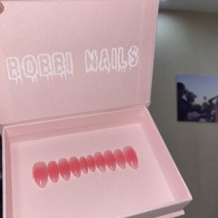 BOBBINAILS粉嫩腮红手工制作可拆卸穿戴甲成品