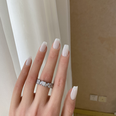 BOBBI NAILS纯色欧美大蜜美甲穿戴甲片透透果冻质感乳白色