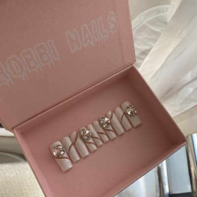 欧美法式钢珠渐变镂空穿戴甲