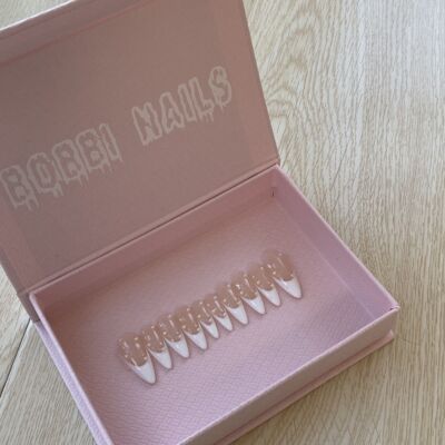 BOBBINAILS温柔千金法式珍珠简约可拆卸穿戴甲成品