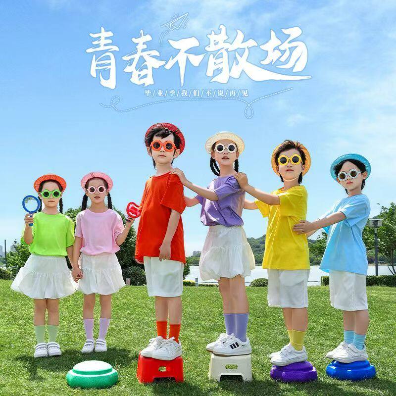 幼儿园毕业季亲子装表演