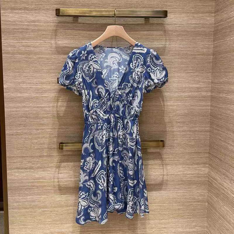 法式优雅2026春夏新款度假风佩斯利印花V领短袖高腰连衣裙