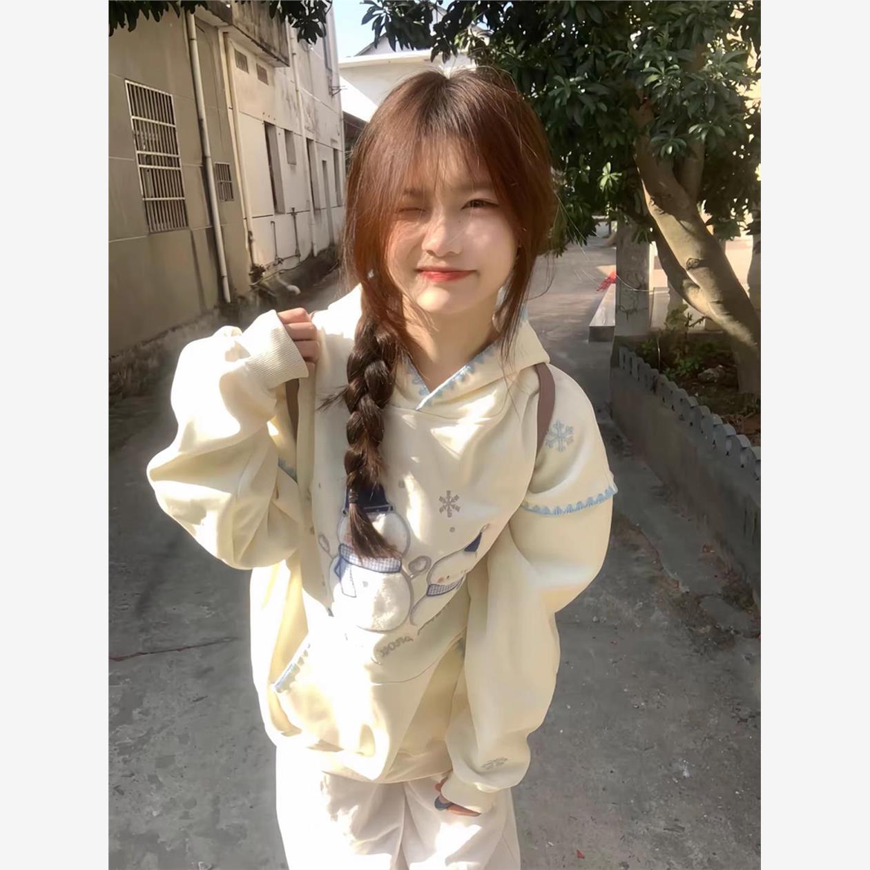 美式复古雪花雪人刺绣连帽卫衣