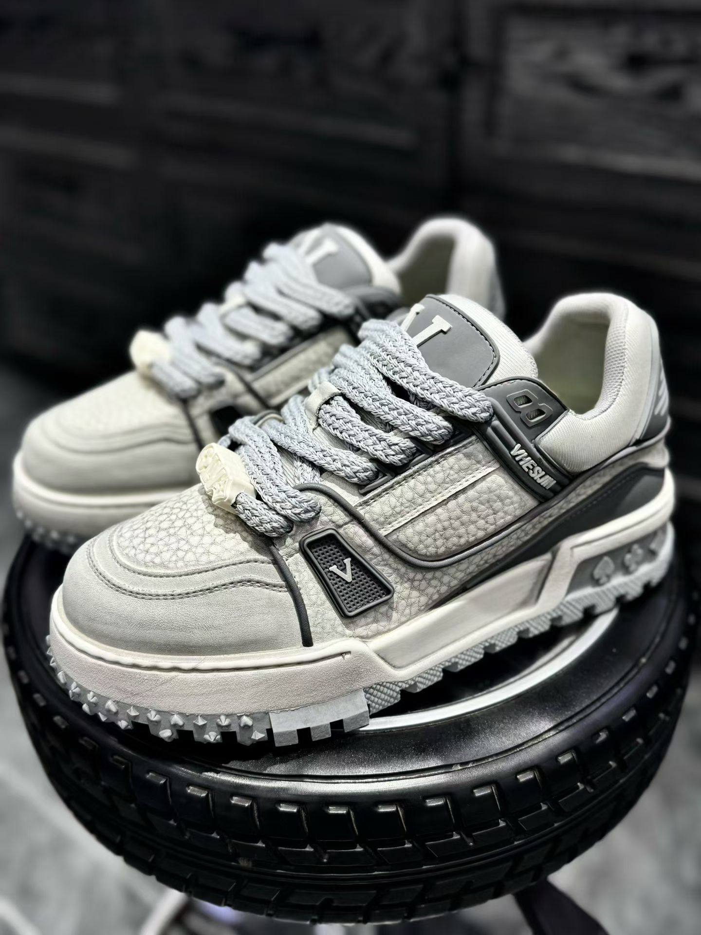 潮牌做旧板鞋男2026春季新款超火面包鞋子男小众厚底内增高休闲鞋,流行男鞋,时尚休闲鞋,淘宝优惠券,粉丝福利购,淘宝优惠卷