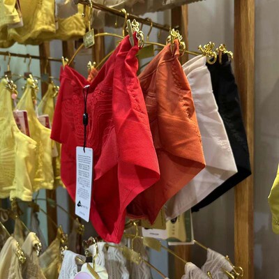 戴芝蒂莱卡内裤女无痕中腰