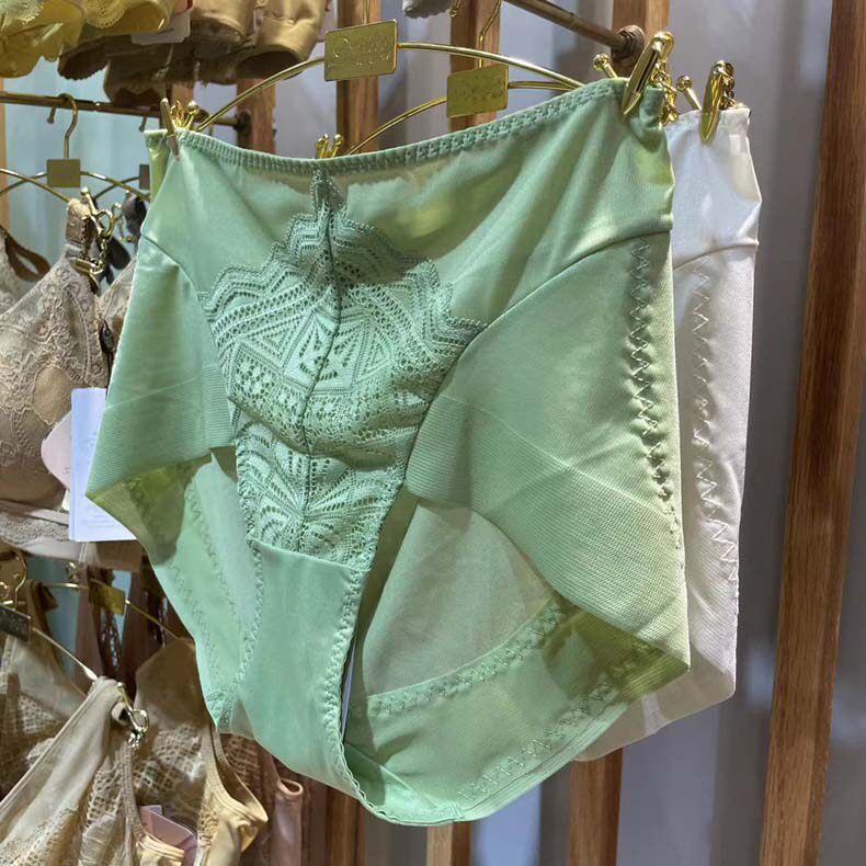 戴芝蒂莱卡女生无痕内裤