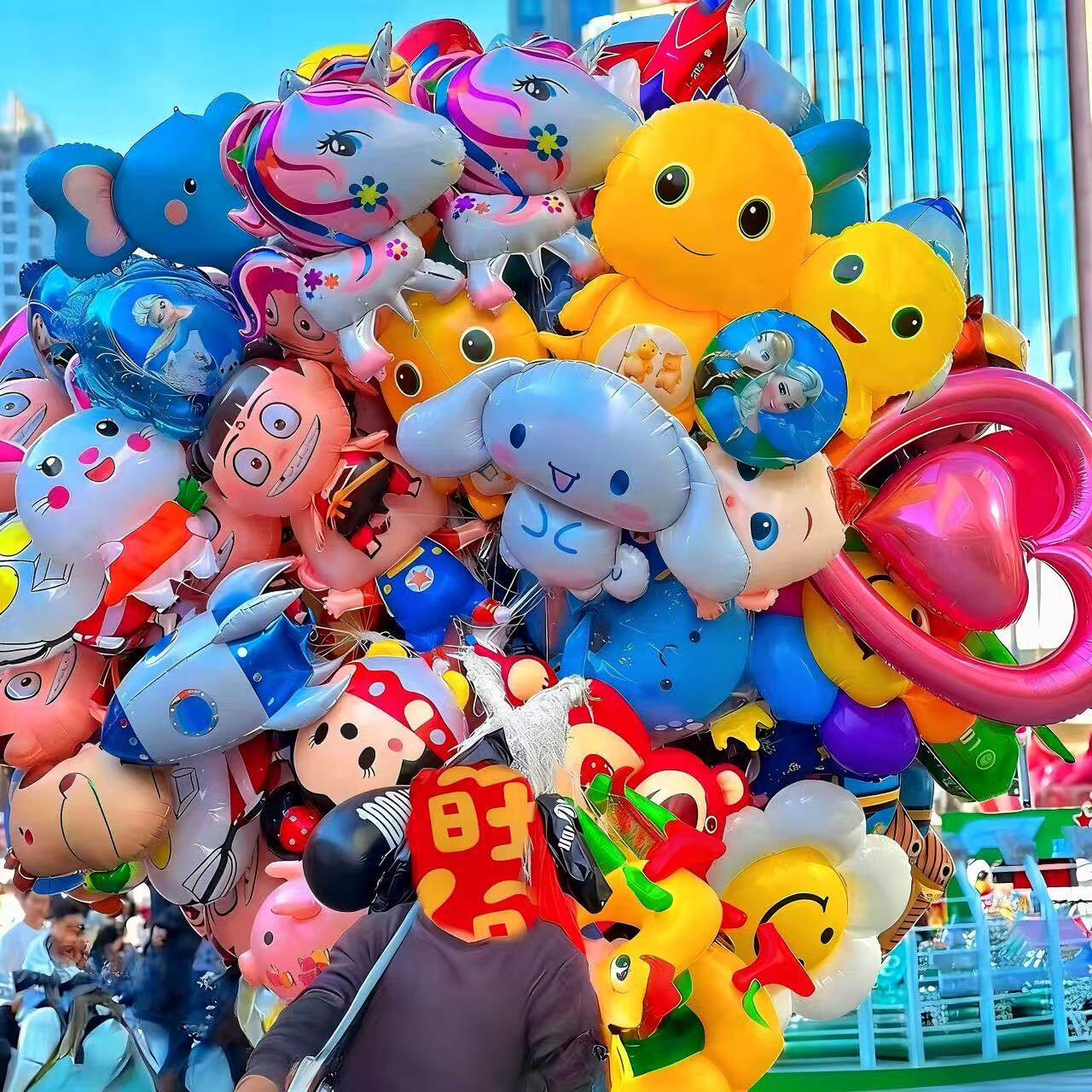 新款卡通氦气球labubu铝膜生日派对背景布置装饰宝宝生日飘空球