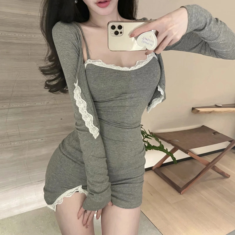 高级感纯欲辣妹套装蕾丝开叉裙子紧身包裙性感吊带连衣裙两件套女