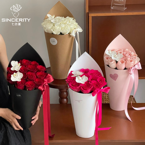 七色堇冰淇淋甜筒花束筒花