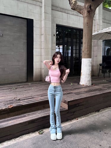 Lovedeath浅蓝色高腰微喇牛仔裤