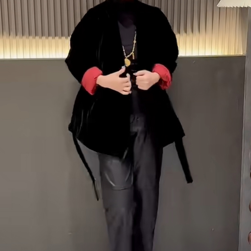 金丝绒上衣女长袖腰带翻袖撞色