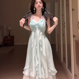 桔梗house海边度假风吊带洋装女2025夏季新款氛围感露背长裙子