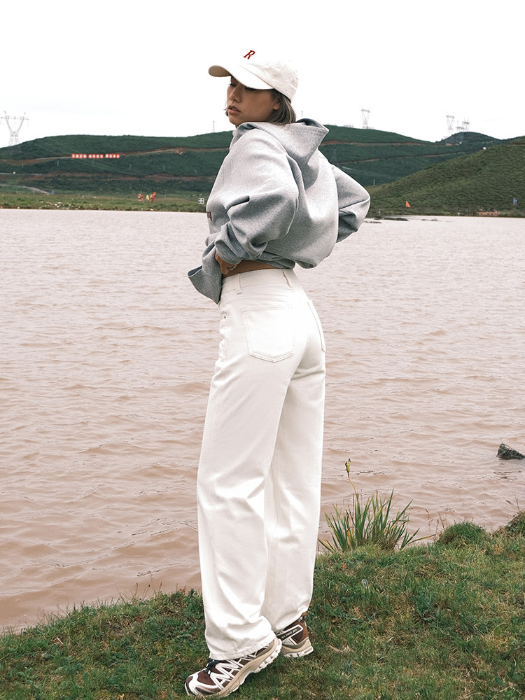 ALPHAGYM 가을 여성용 대나무 섬유 하이 웨이스트 와이드 레그 화이트 진 슬림하고 바닥 길이의 캐주얼 스트레이트 팬츠