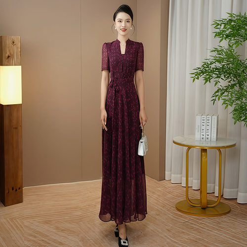 夏季清仓连衣裙女2026新品收腰显瘦气质高级感长裙130