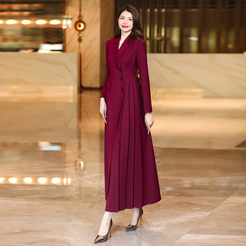 酒红色通勤正式场合女装连衣裙春季2025新款高级感气质长外套1221