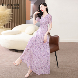 浅紫色法式碎花连衣裙女2026夏季新款V领时尚高级感气质大摆裙833