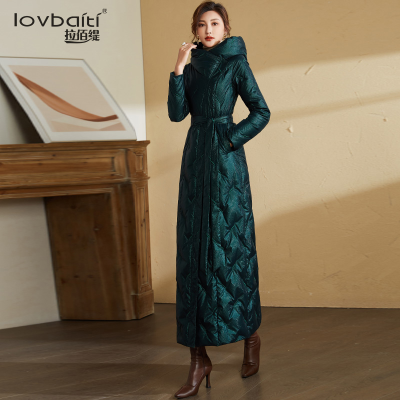 绿色高领气质时装收腰长款羽绒服