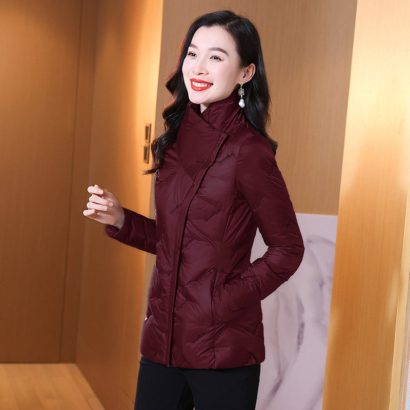 时尚白鸭绒立领修身短款羽绒服