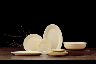 八十年代出口创汇山东淄博工陶鲁玉瓷餐具盘碟全新