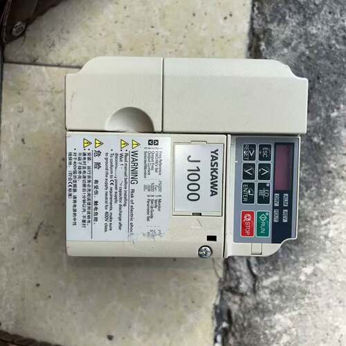 可维修安川J1000变频器0.75kwCIMR-JB4A0004议价