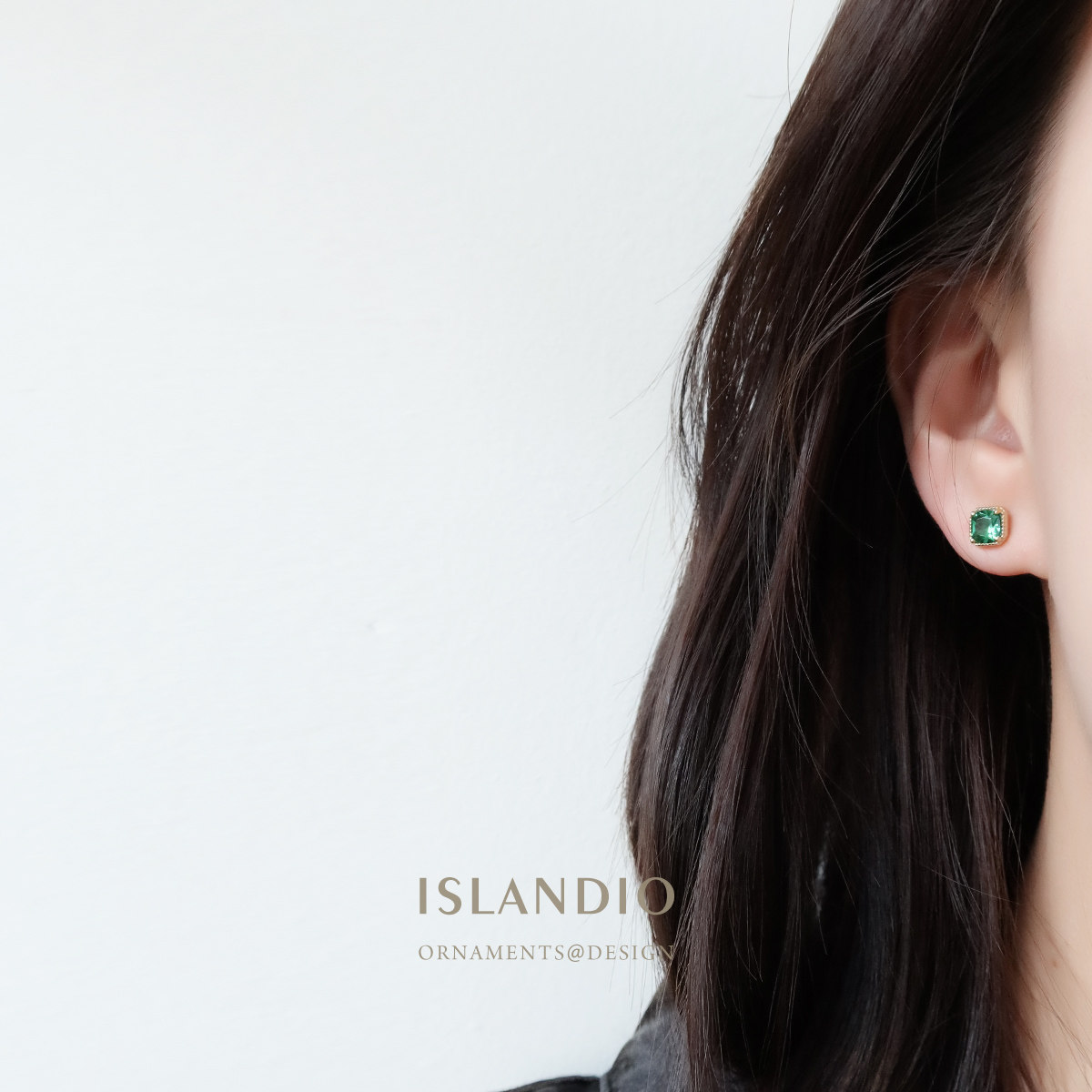 ISLANDIO祖母绿宝石s925纯银迷你耳钉女方形绿水晶复古气质银耳饰