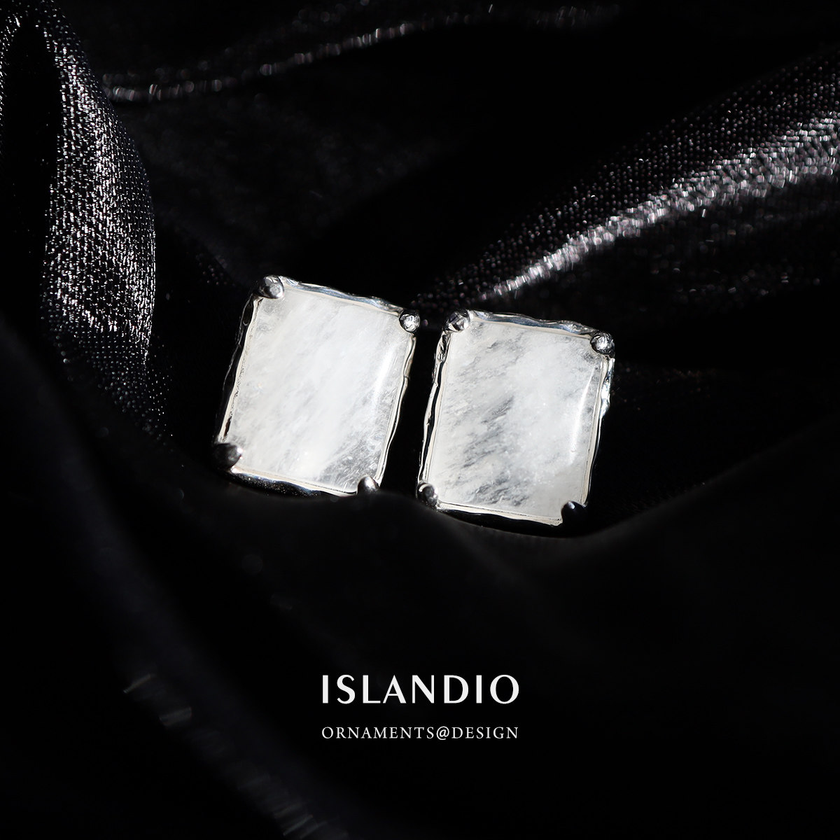 ISLANDIO几何天然白水晶纯银耳钉