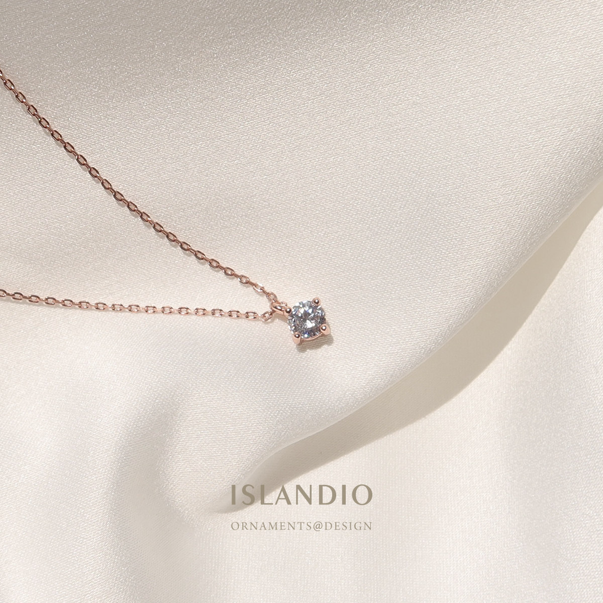 ISLANDIO新品18k金迷你钻石项链简约4mm单颗钻吊坠玫瑰金锁骨链女