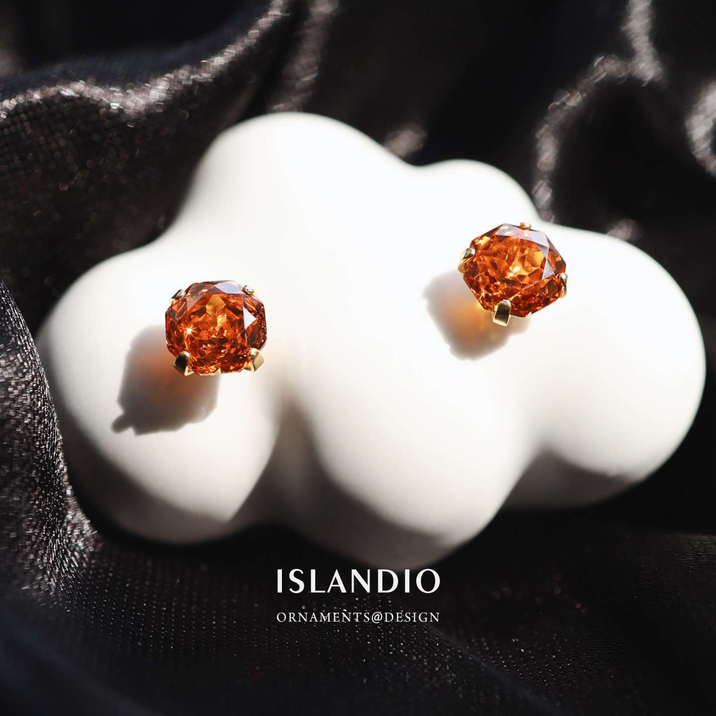 ISLANDIO芬达石玫瑰宝石耳钉男女