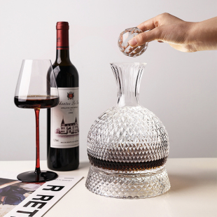 饰品摆件工艺品 红酒醒酒器轻奢高档旋转葡萄酒分酒器高级感酒柜装