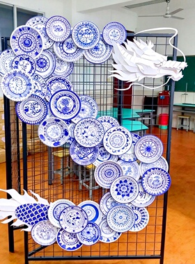 幼儿园青花瓷纸盘环创成品教室