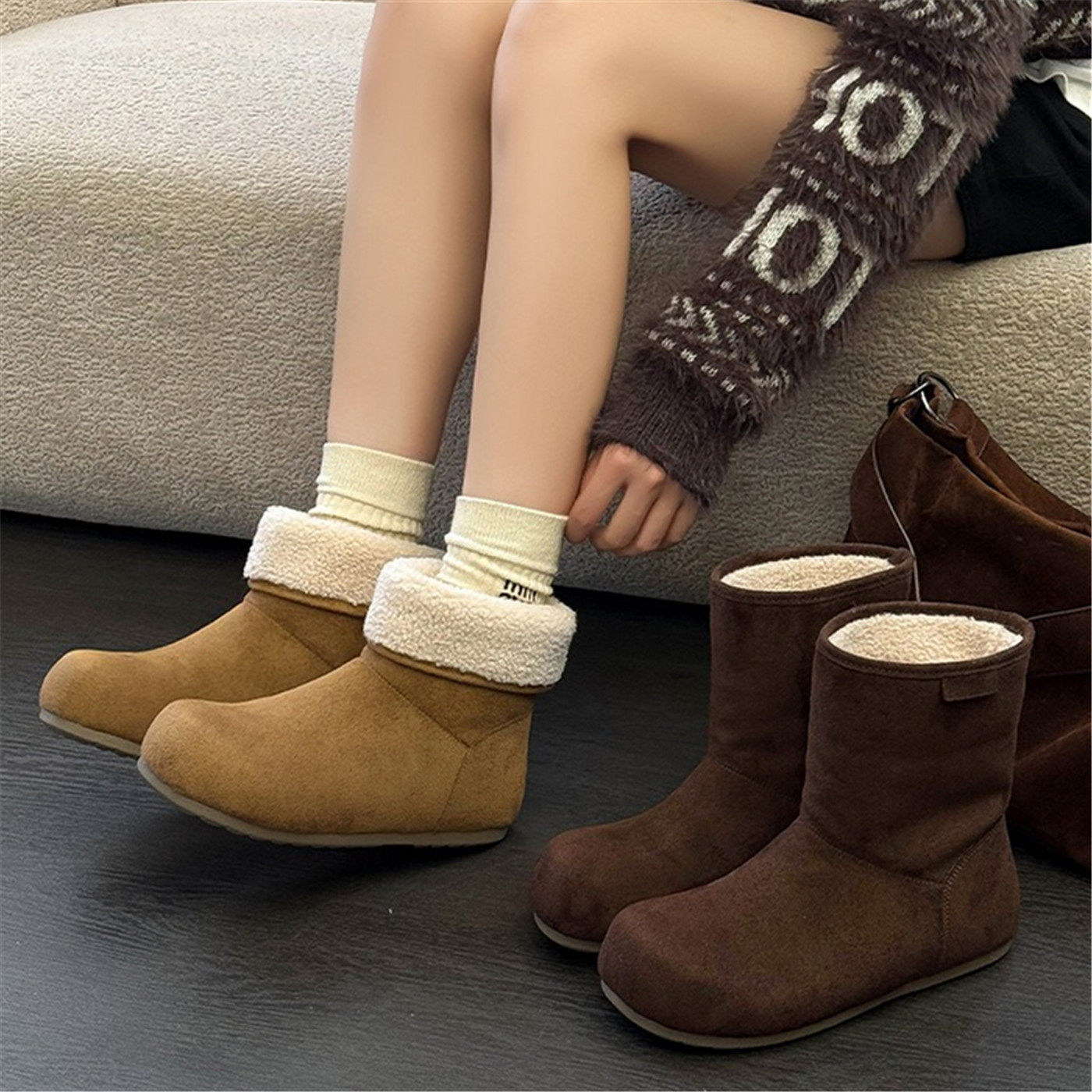 真皮加绒保暖雪地靴女2025冬季新款时尚短靴轻便显脚小勃肯鞋棉鞋