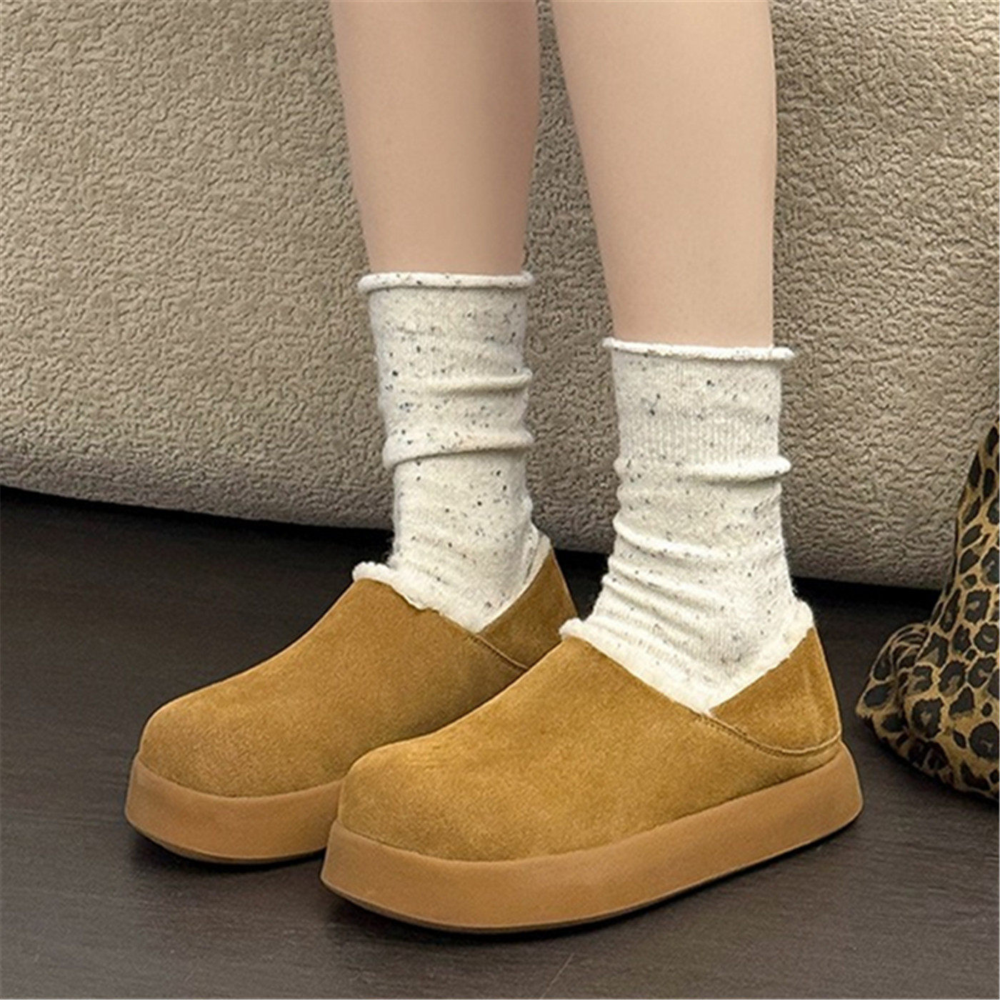 加绒两穿小土豆棉鞋女2025冬季新款舒适显脚小真皮百搭厚底勃肯鞋