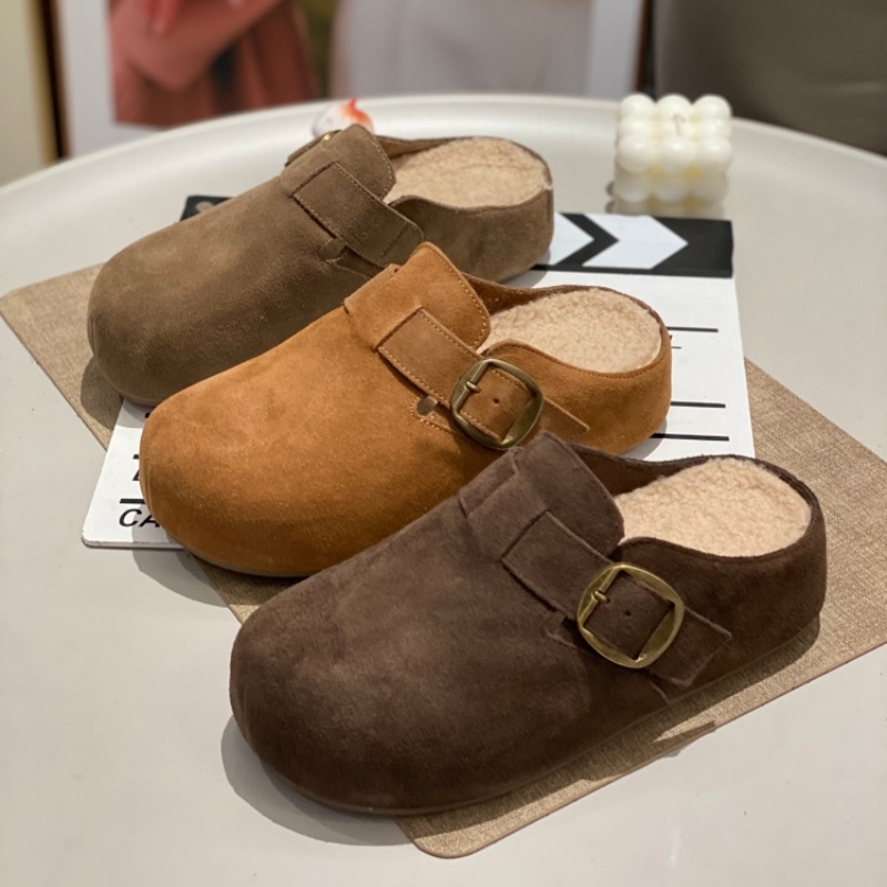 2025年新款时尚休闲鞋