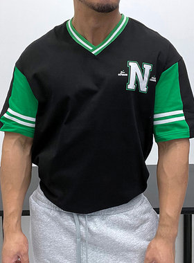 美式橄榄球风v领宽松短袖T恤